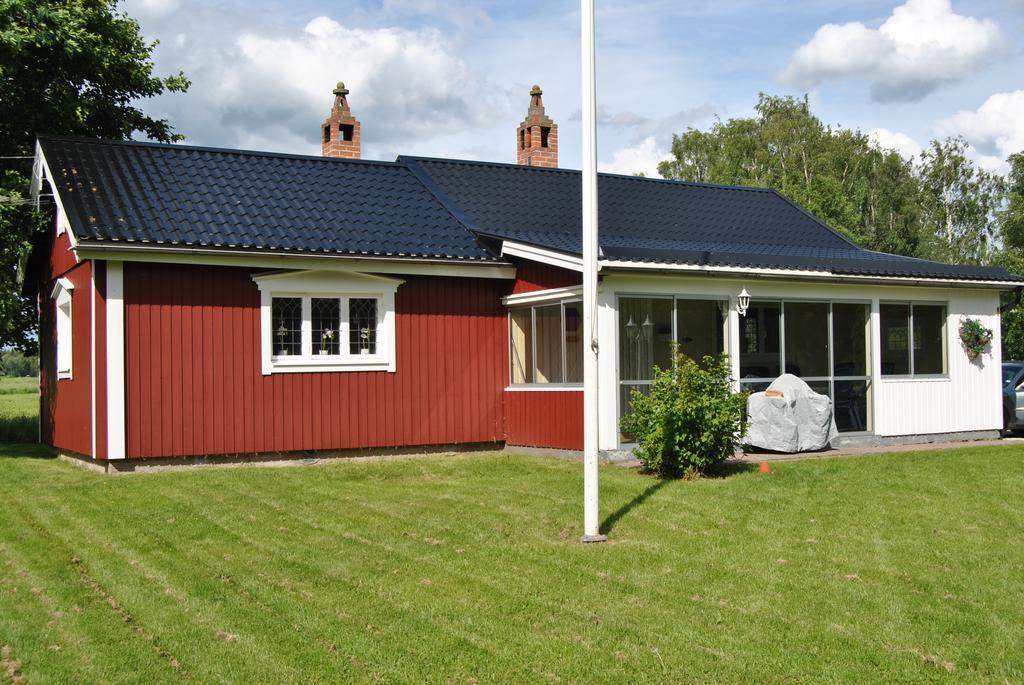 Orsastuguthyrning-Hansjoe Buitenkant foto
