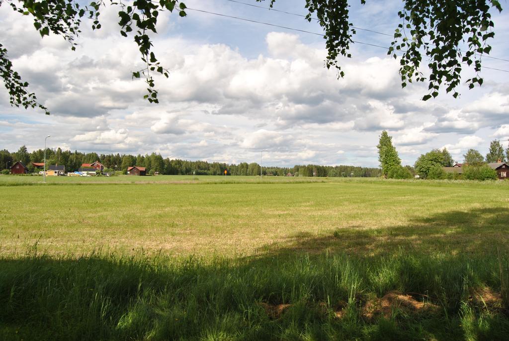 Orsastuguthyrning-Hansjoe Buitenkant foto